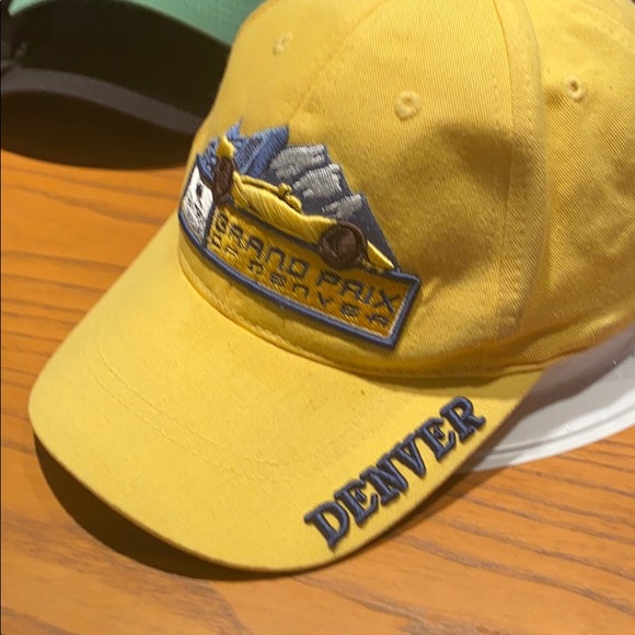 Logo cap. - Picture 3 of 4